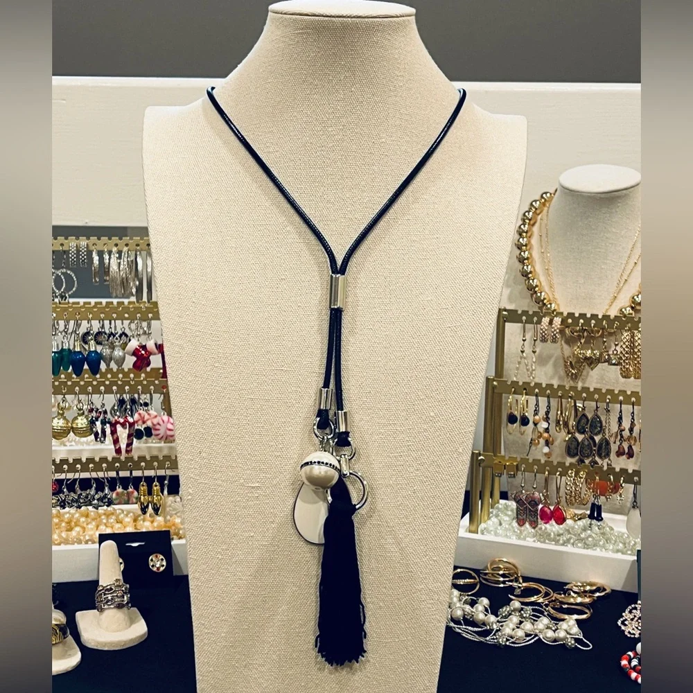 NWOT Chico’s Elegant Black Tassel Necklace